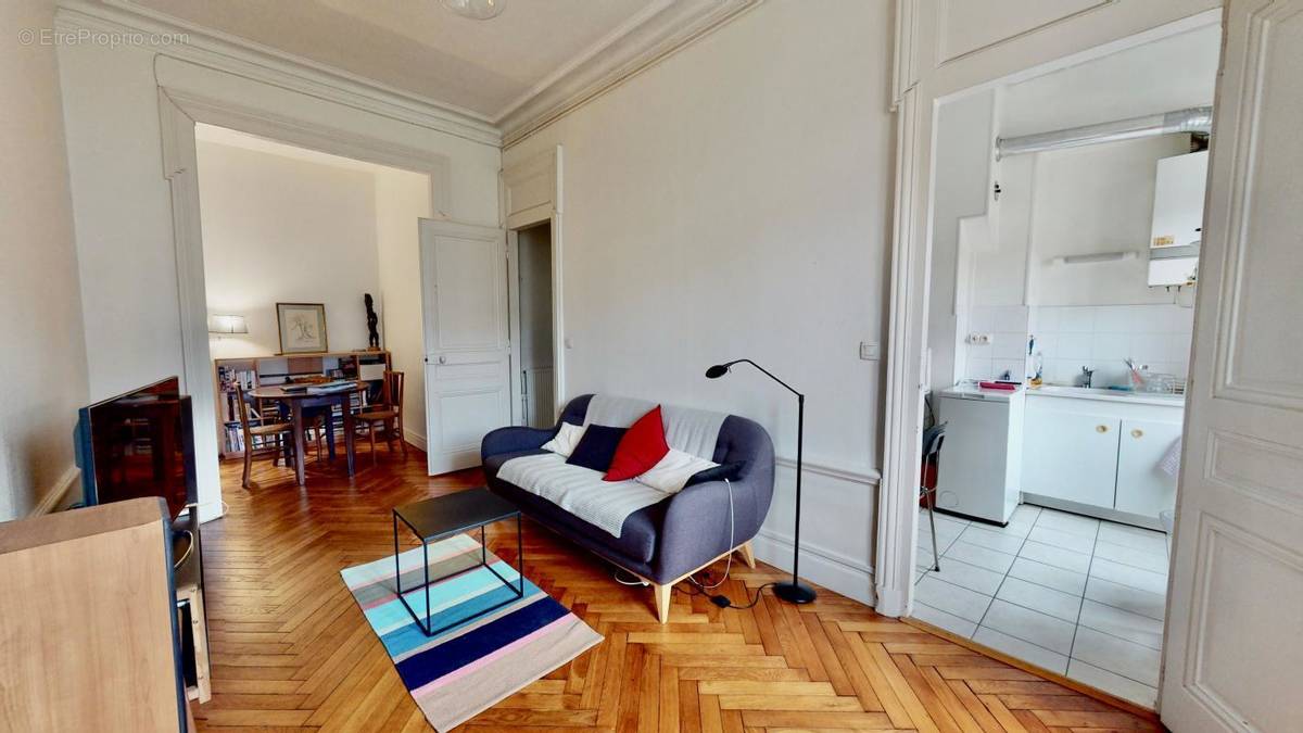 Appartement à LYON-5E