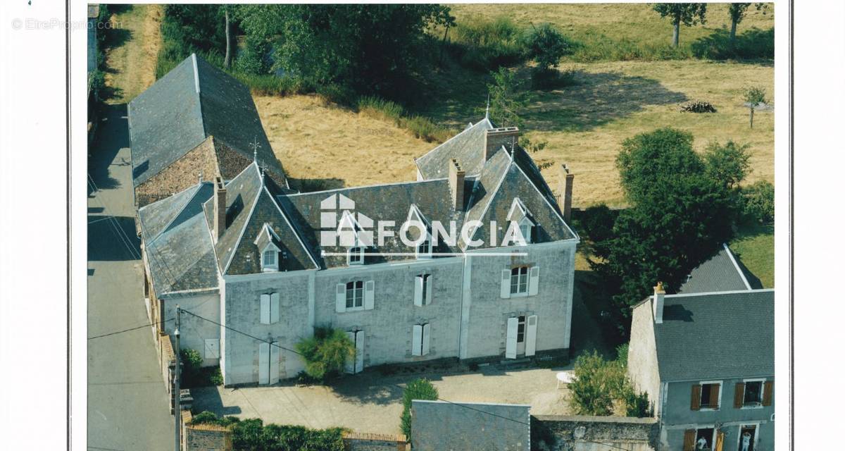 Maison à FRESNAY-SUR-SARTHE