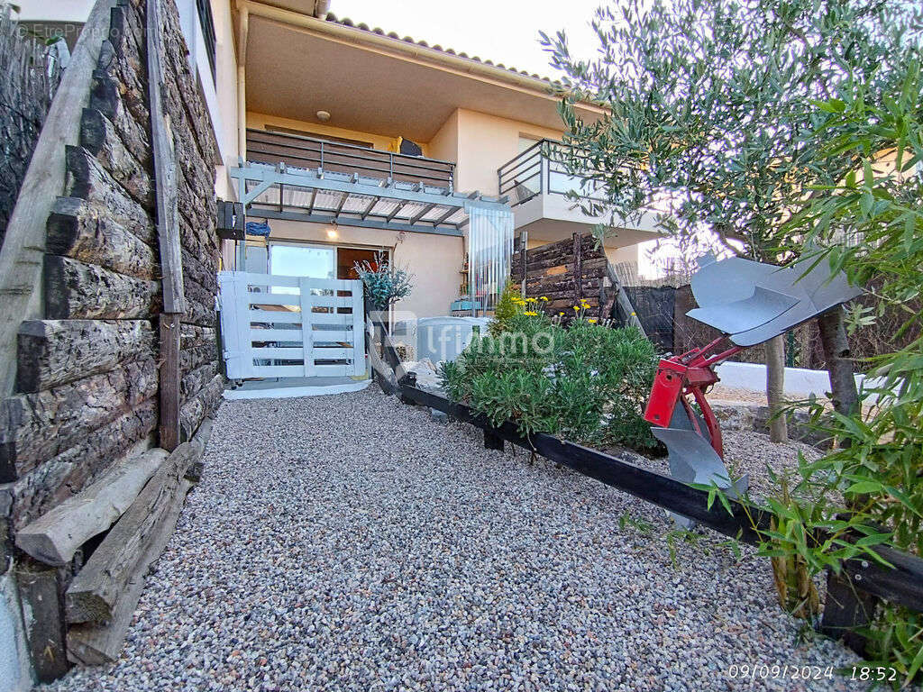 Maison à ROQUEBRUNE-SUR-ARGENS