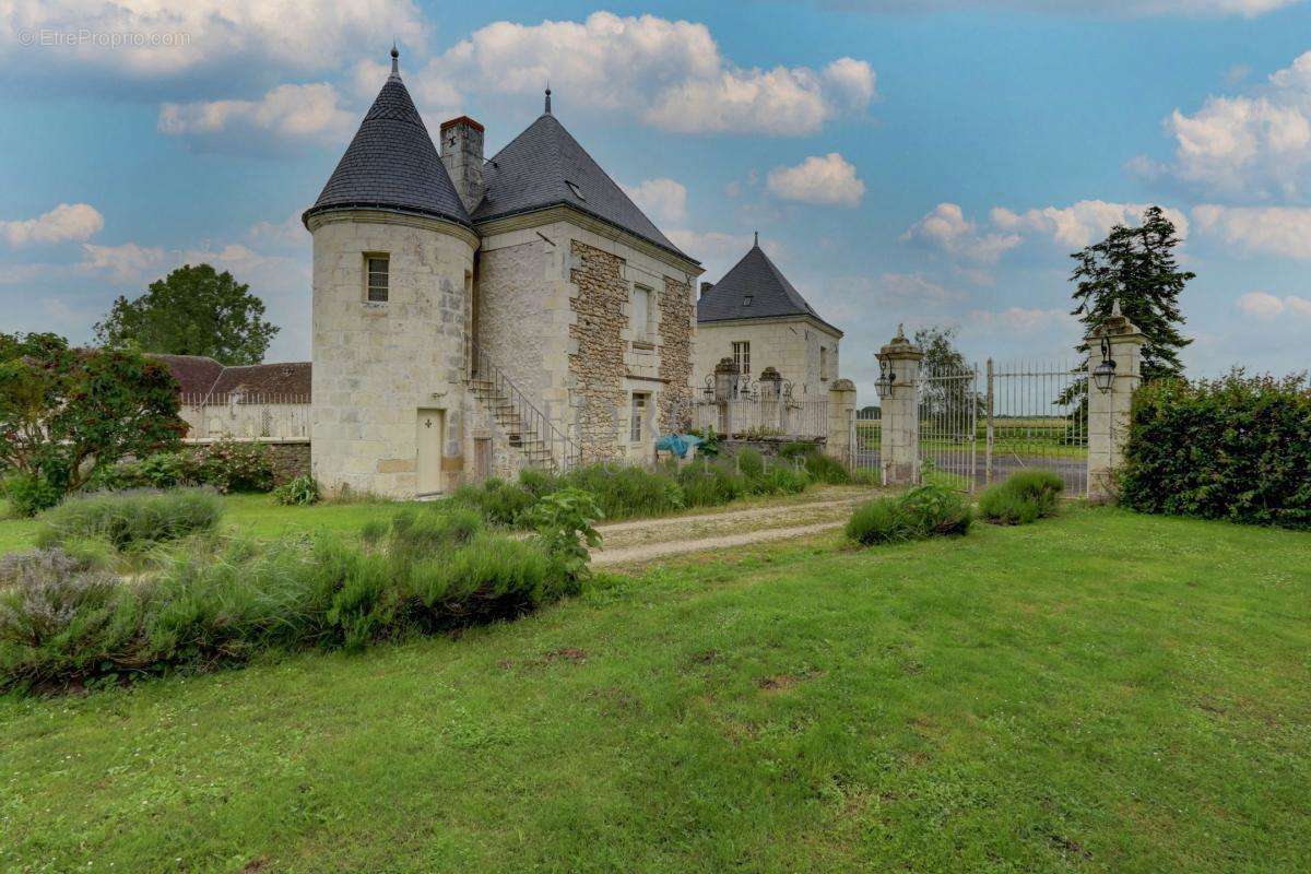 Maison à LOCHES