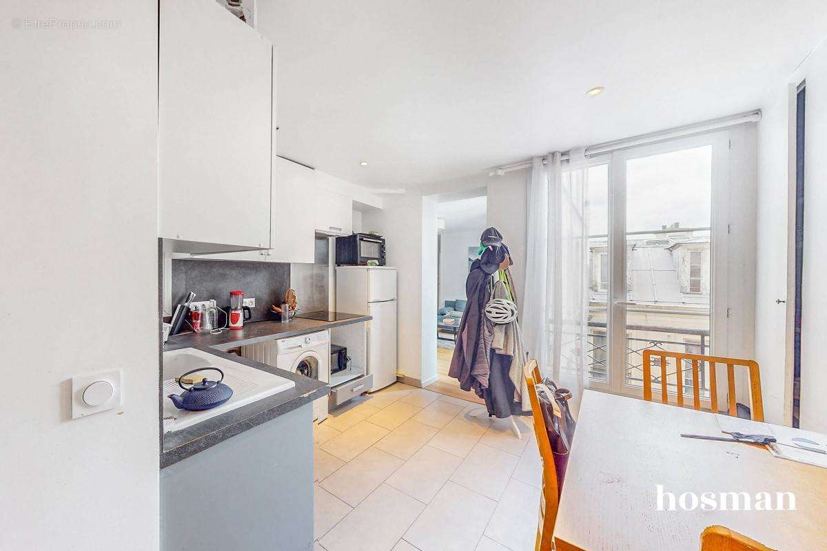 Appartement à PARIS-11E