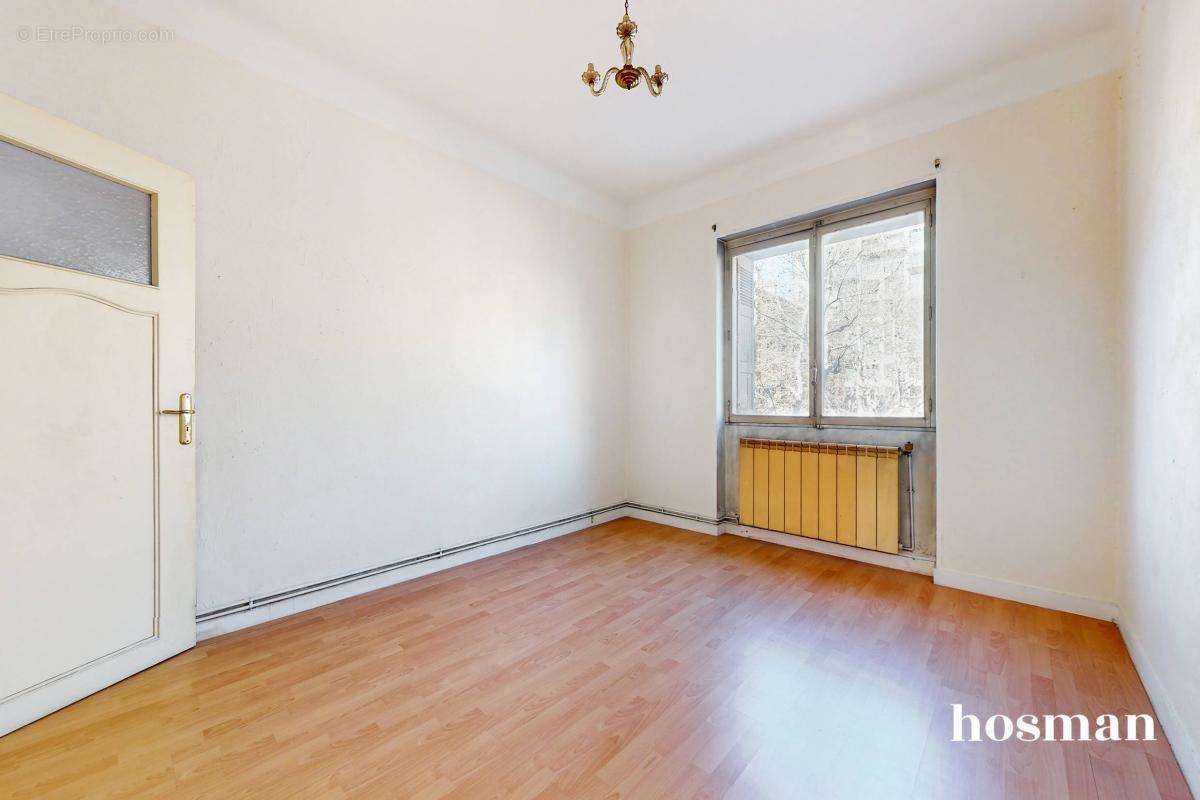 Appartement à MARSEILLE-2E