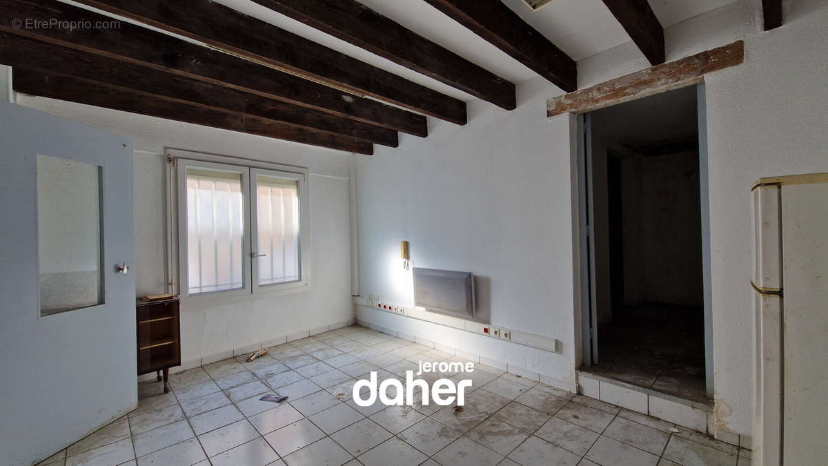 Appartement à MARSEILLE-16E