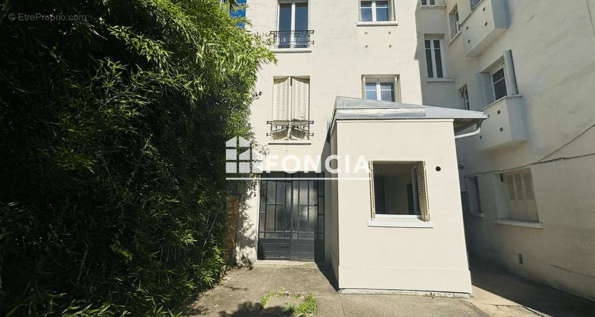 Appartement à BOURG-LA-REINE