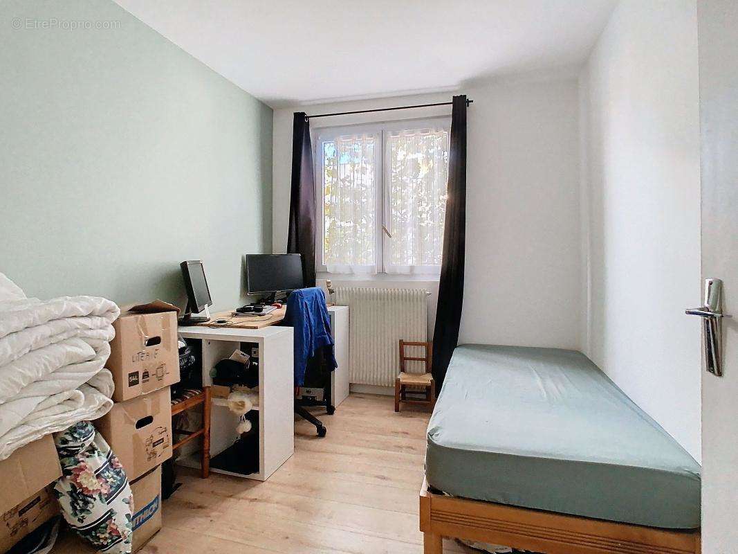 Appartement à ISSY-LES-MOULINEAUX