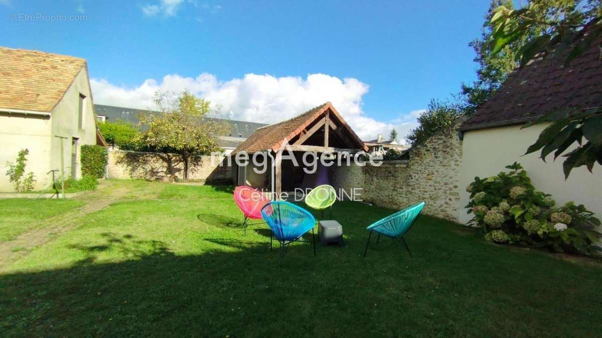 Maison à LAIGNE-EN-BELIN