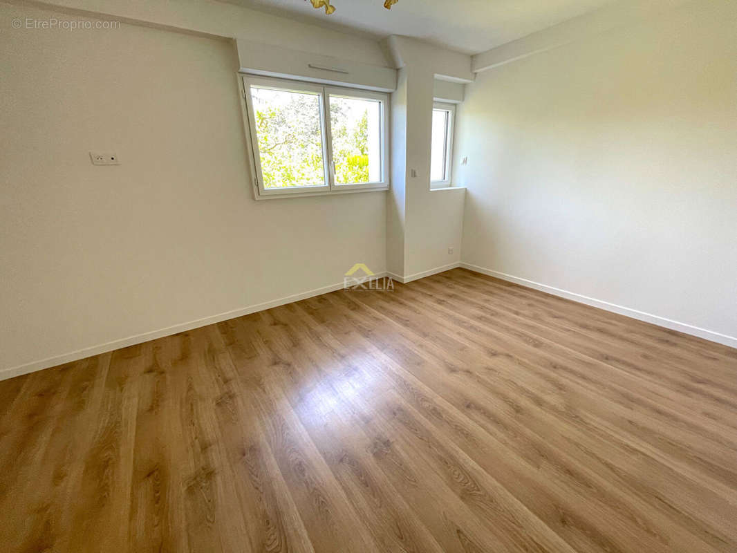 Appartement à BONNIERES-SUR-SEINE