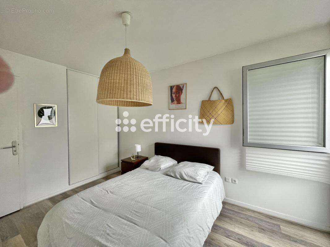 Appartement à GENNEVILLIERS