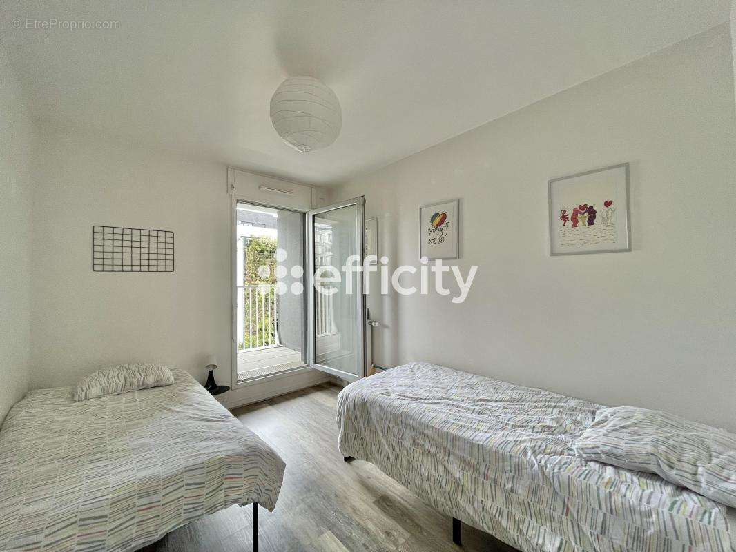 Appartement à GENNEVILLIERS