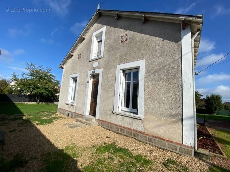 Maison à THOUARS