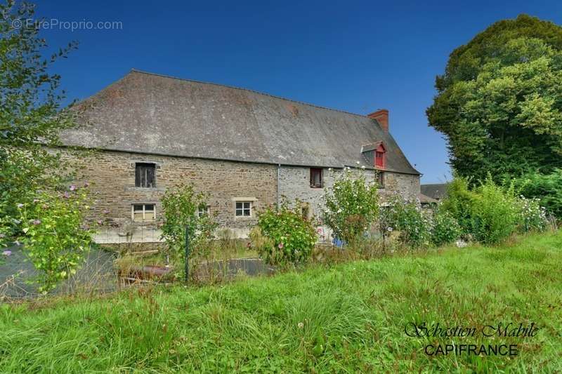 Maison à PLEINE-FOUGERES