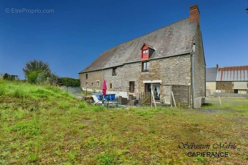 Maison à PLEINE-FOUGERES