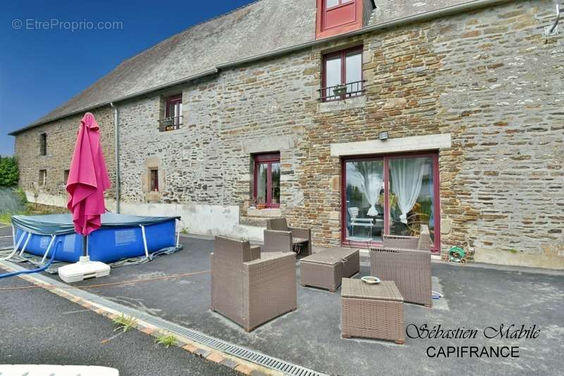 Maison à PLEINE-FOUGERES