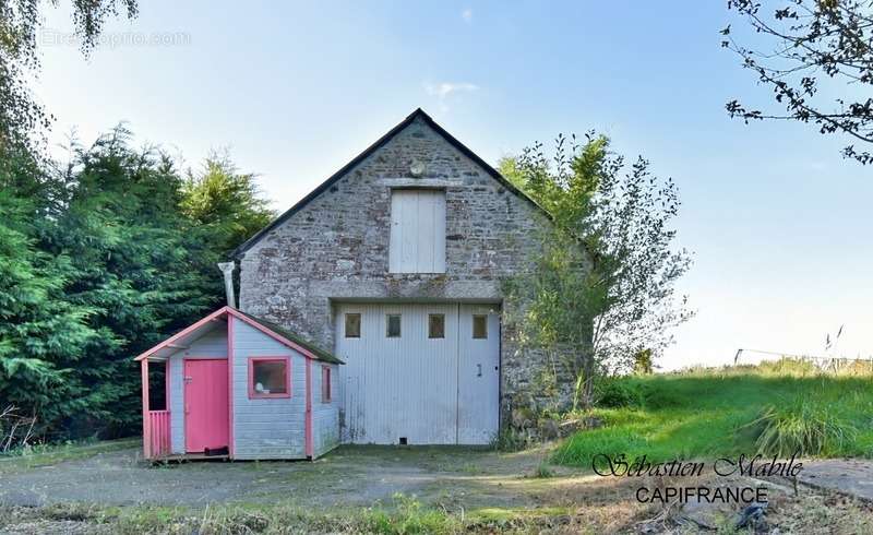 Maison à PLEINE-FOUGERES