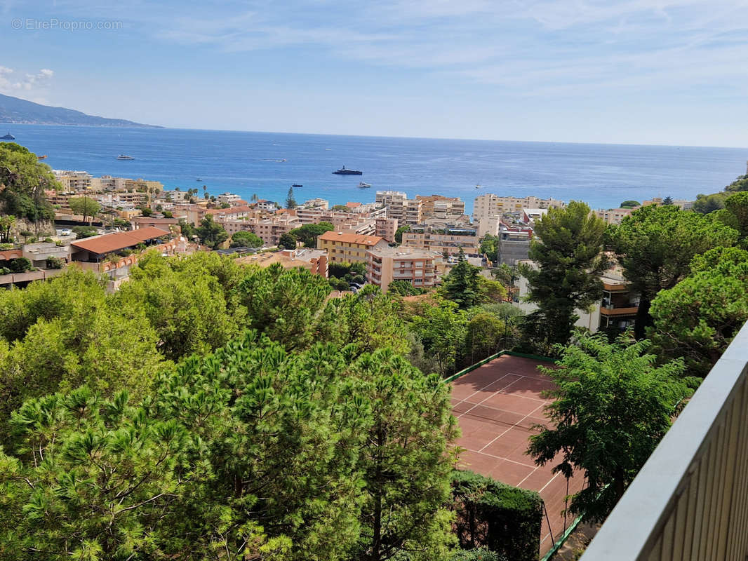 Appartement à ROQUEBRUNE-CAP-MARTIN