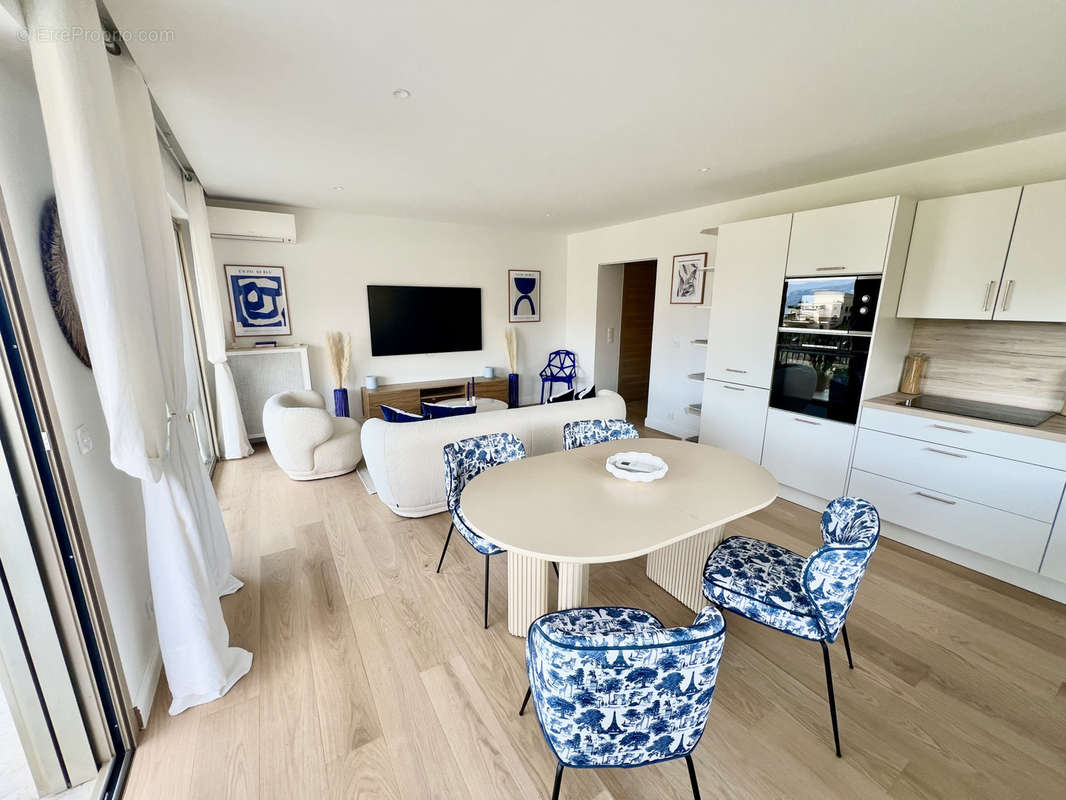 Appartement à ROQUEBRUNE-CAP-MARTIN