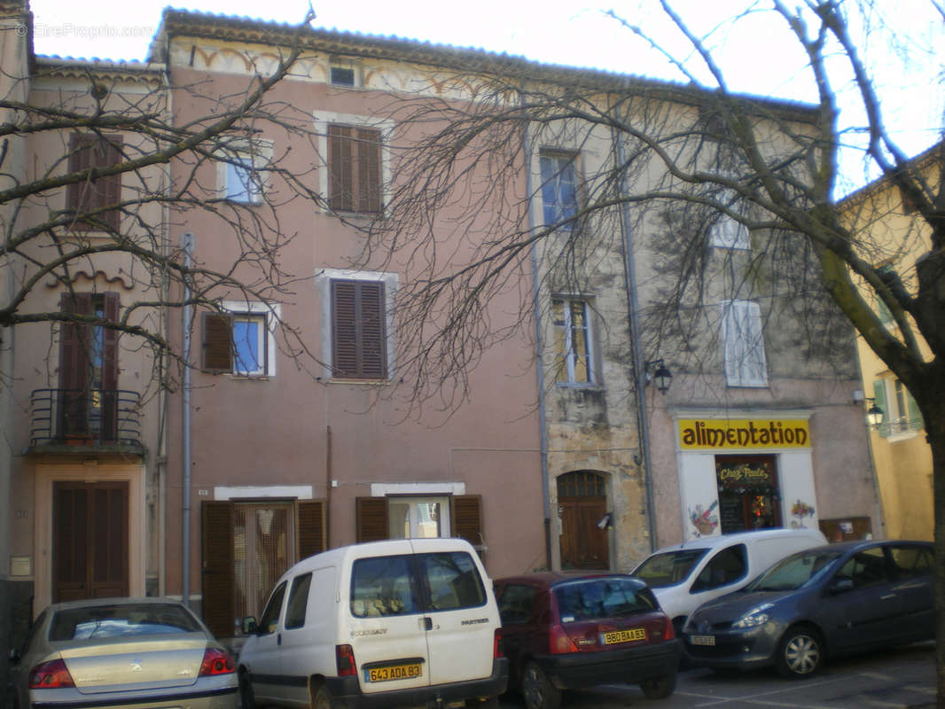 Appartement à CABASSE