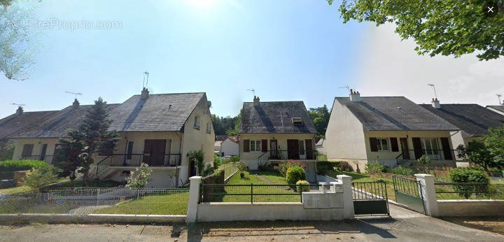 Maison à LOCHES