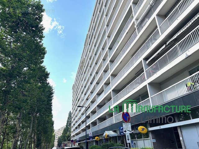 Appartement à SAINT-ETIENNE