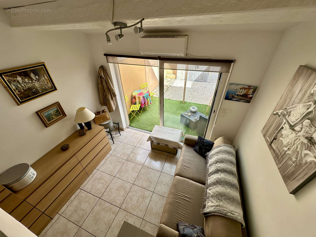 Appartement à LA LONDE-LES-MAURES