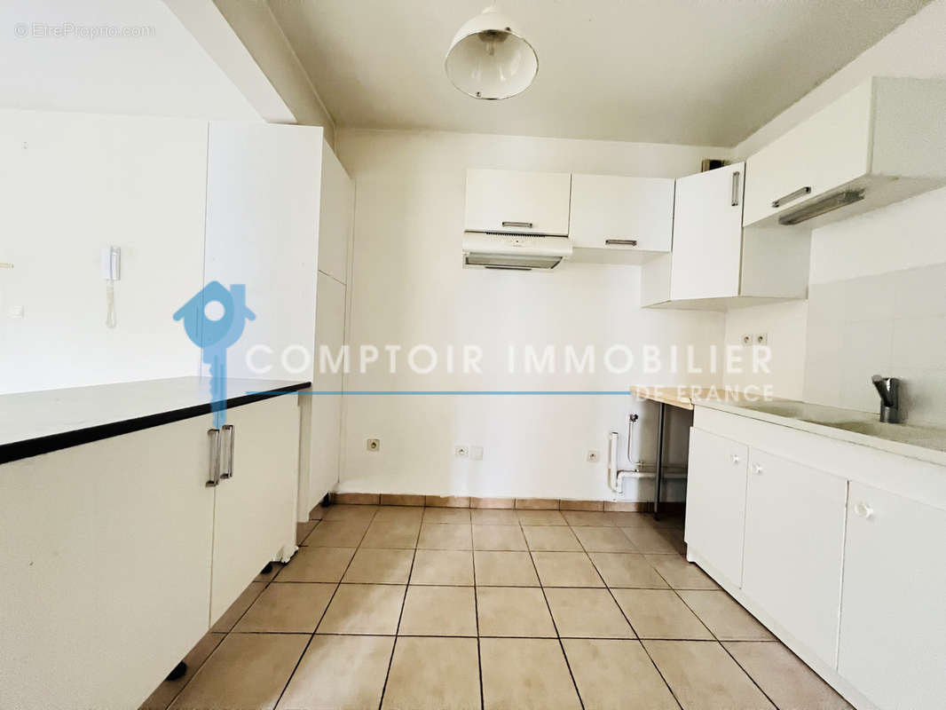 Appartement à AUNEAU