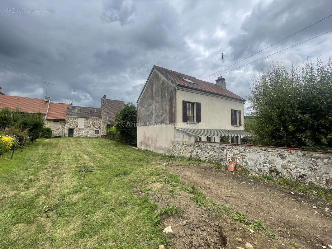 Maison à ESSOMES-SUR-MARNE