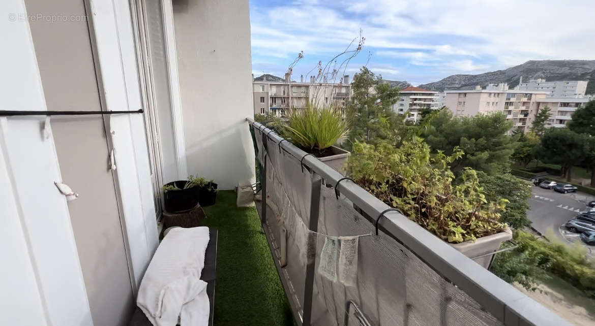 Appartement à MARSEILLE-9E