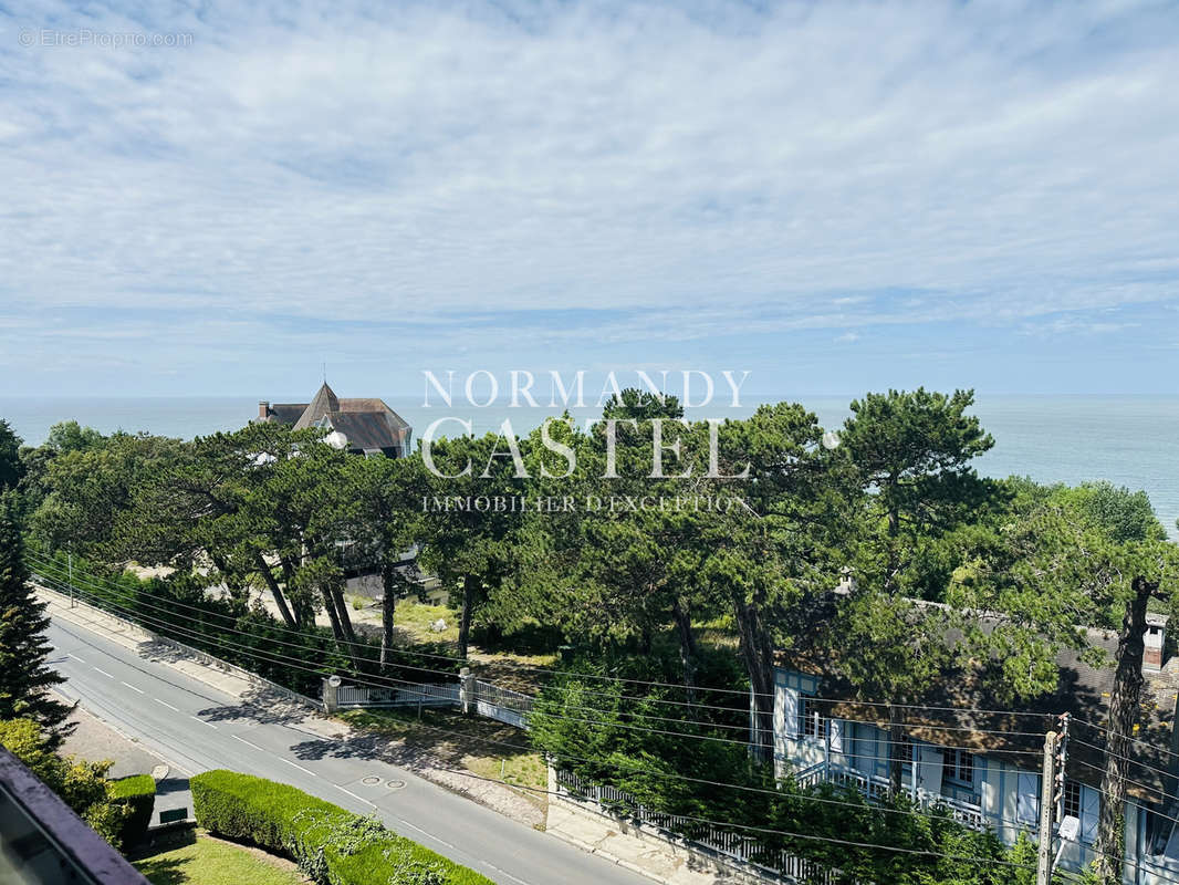 Appartement à TROUVILLE-SUR-MER