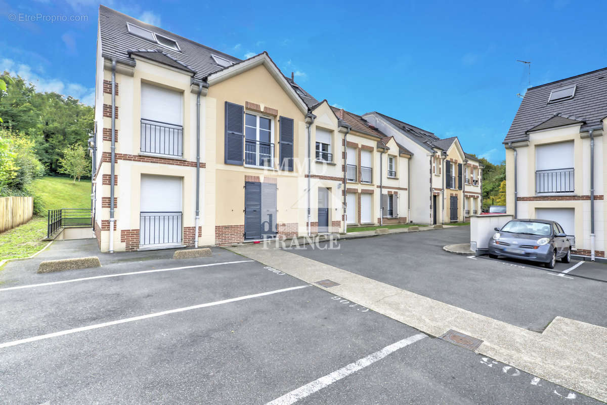 Appartement à SAINT-OUEN-L&#039;AUMONE