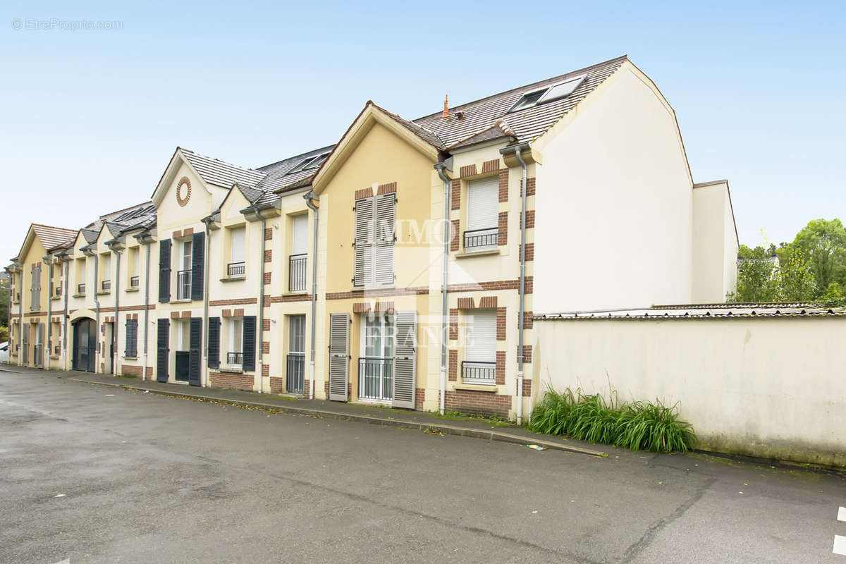 Appartement à SAINT-OUEN-L&#039;AUMONE