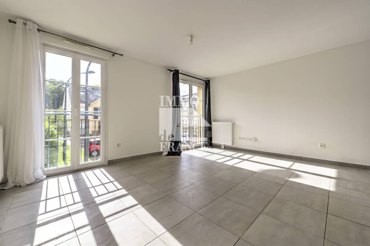 Appartement à SAINT-OUEN-L&#039;AUMONE