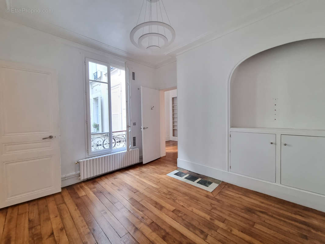 Appartement à PARIS-5E