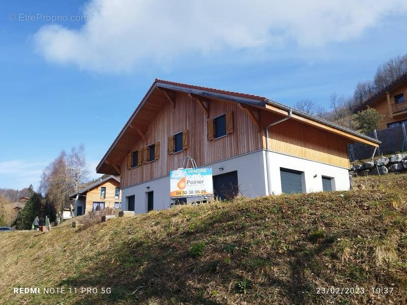 Maison à SAINT-PAUL-EN-CHABLAIS