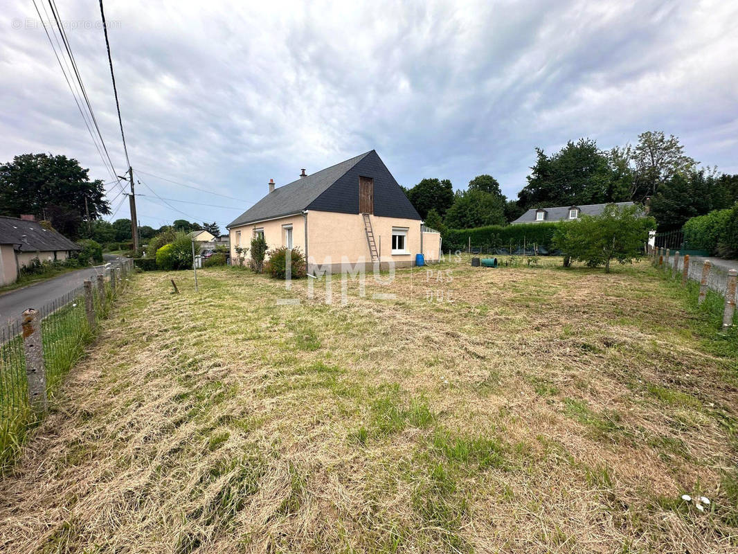 Maison à VOUVRAY-SUR-LOIR