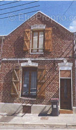 Maison à SAINT-QUENTIN