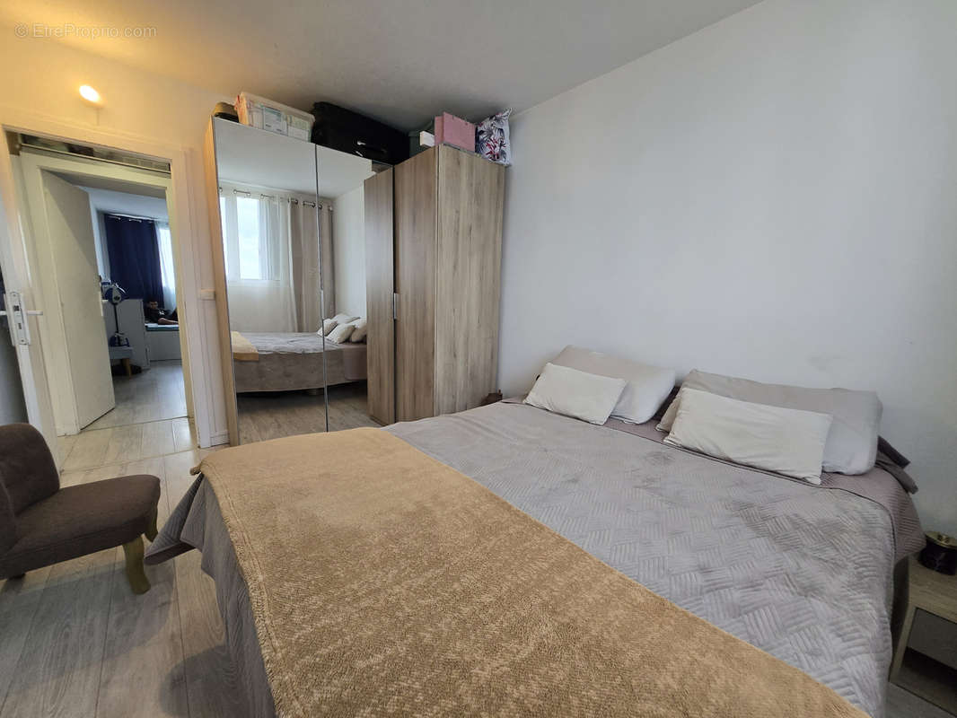 Appartement à BONNEUIL-SUR-MARNE