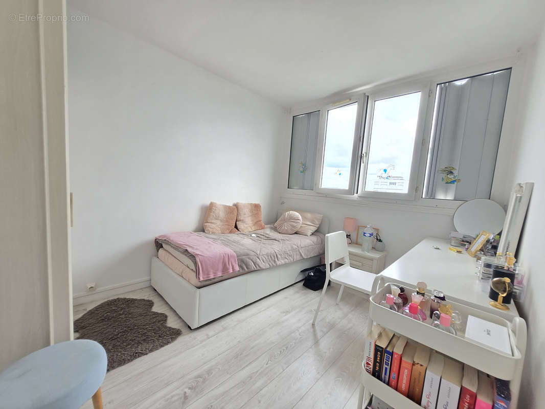 Appartement à BONNEUIL-SUR-MARNE