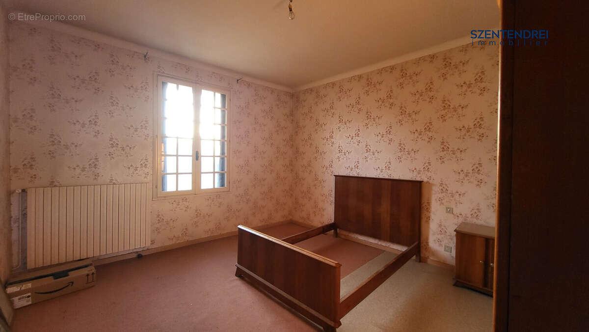 Appartement à SAINT-BRES