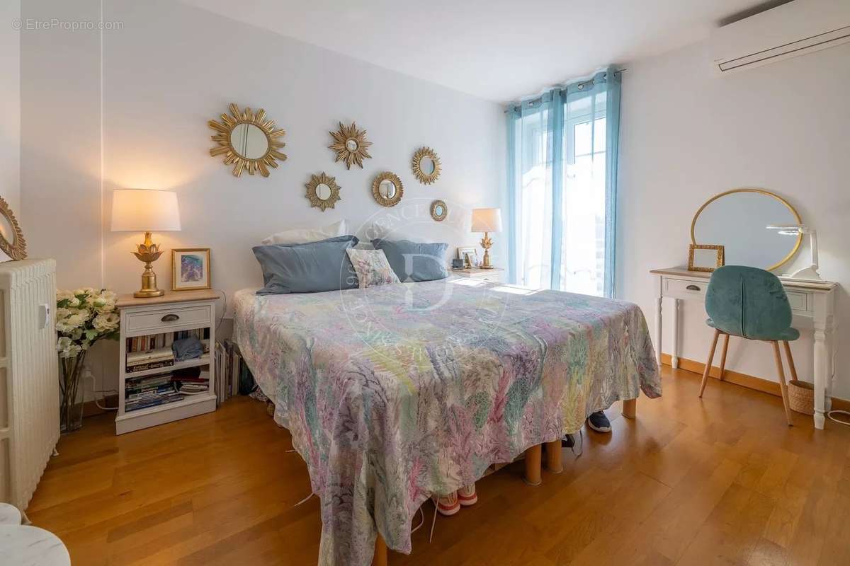 Appartement à BEAULIEU-SUR-MER