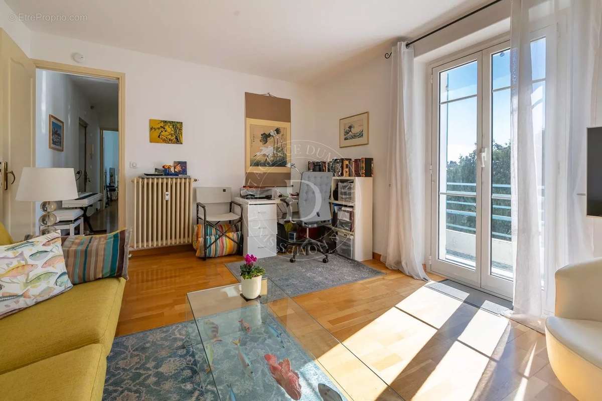 Appartement à BEAULIEU-SUR-MER