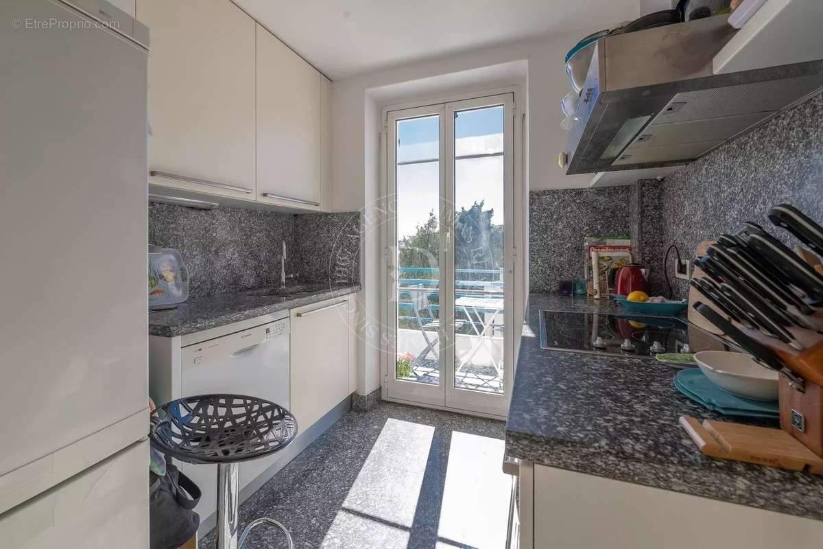 Appartement à BEAULIEU-SUR-MER