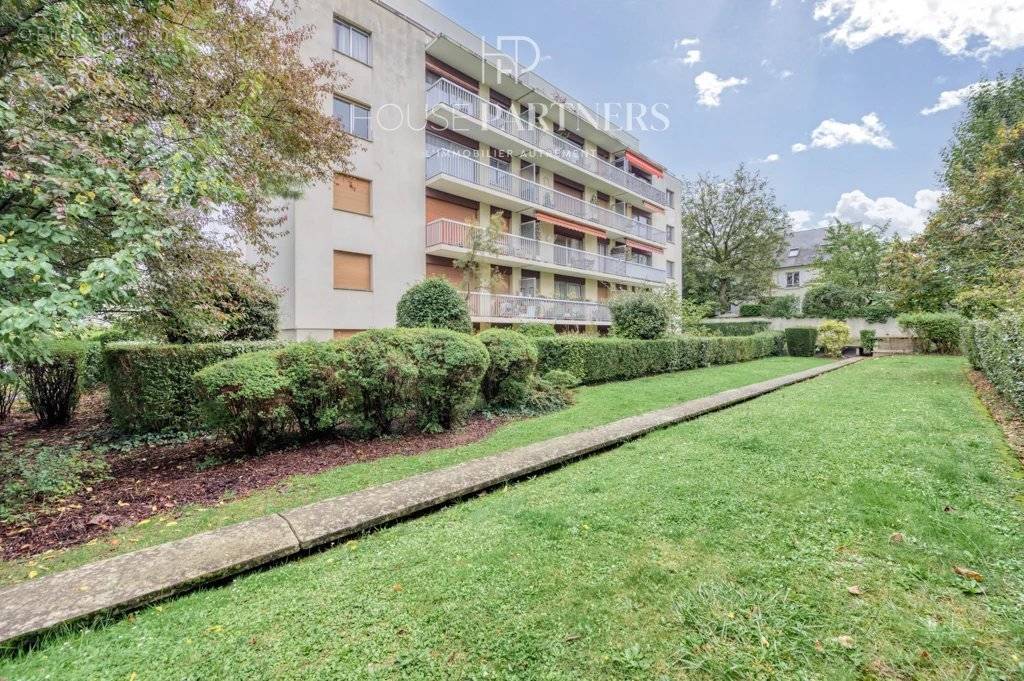 Appartement à RUEIL-MALMAISON