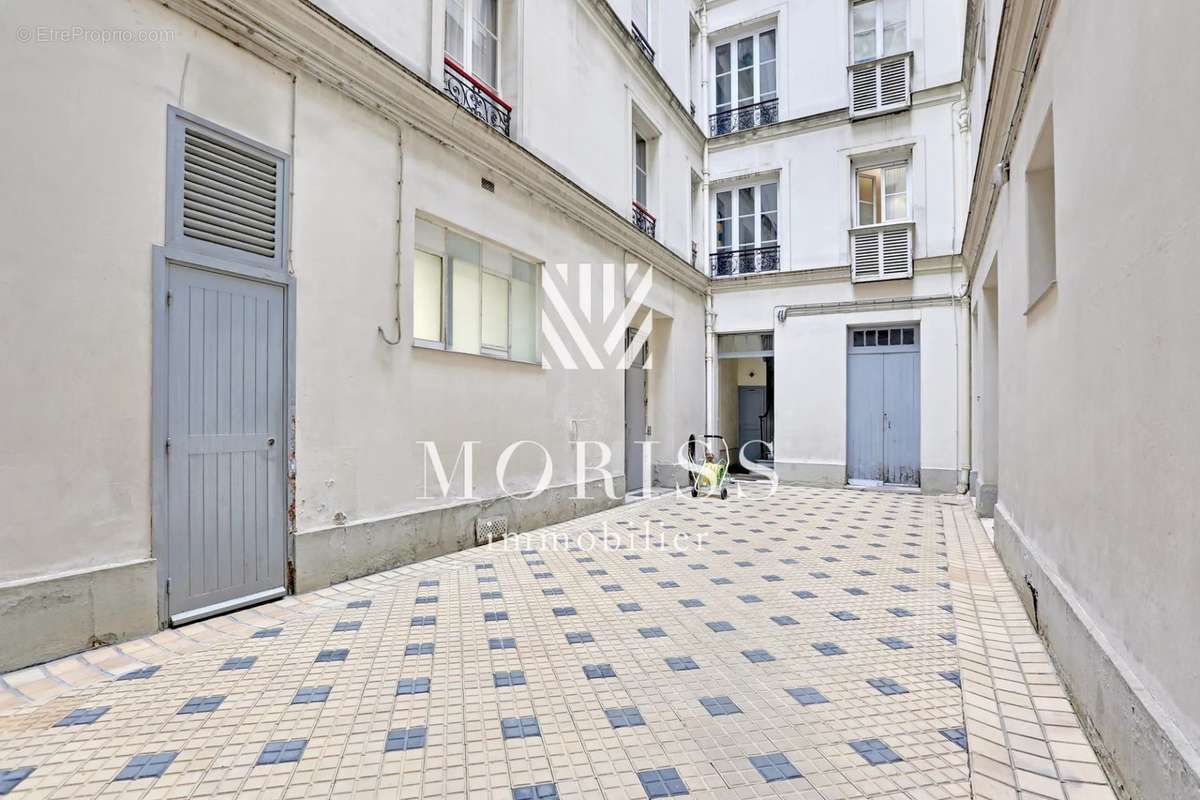 Appartement à PARIS-11E