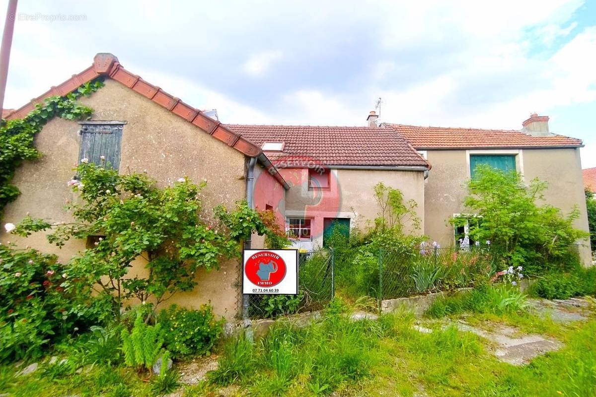 Maison à MONTBARD