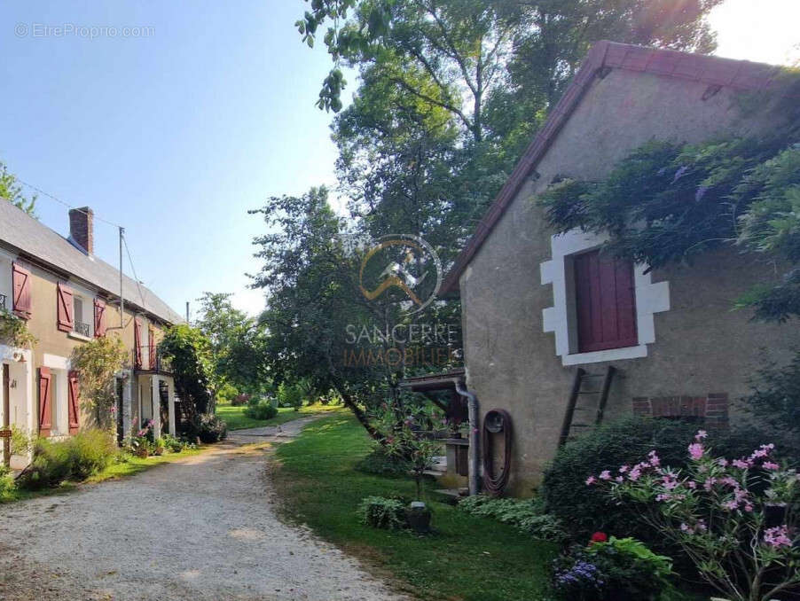 Maison à MENETOU-RATEL