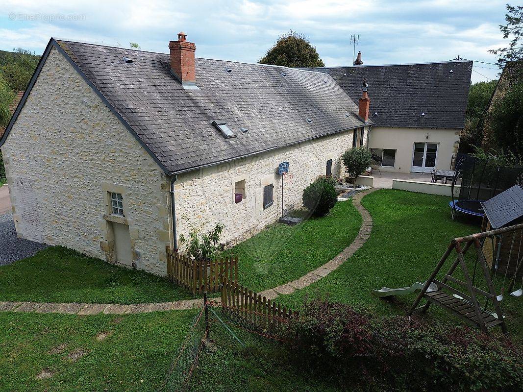 Maison à PARIGNY-LES-VAUX