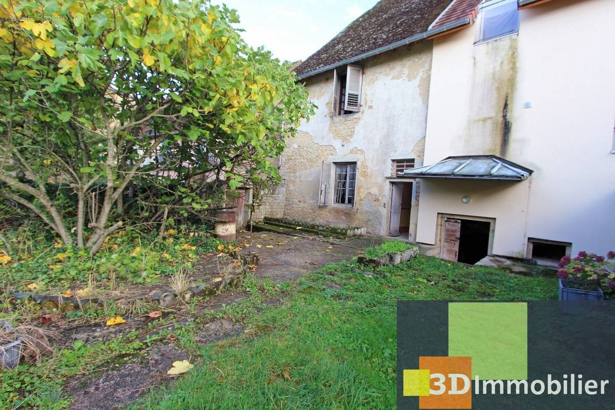 Maison à LONS-LE-SAUNIER