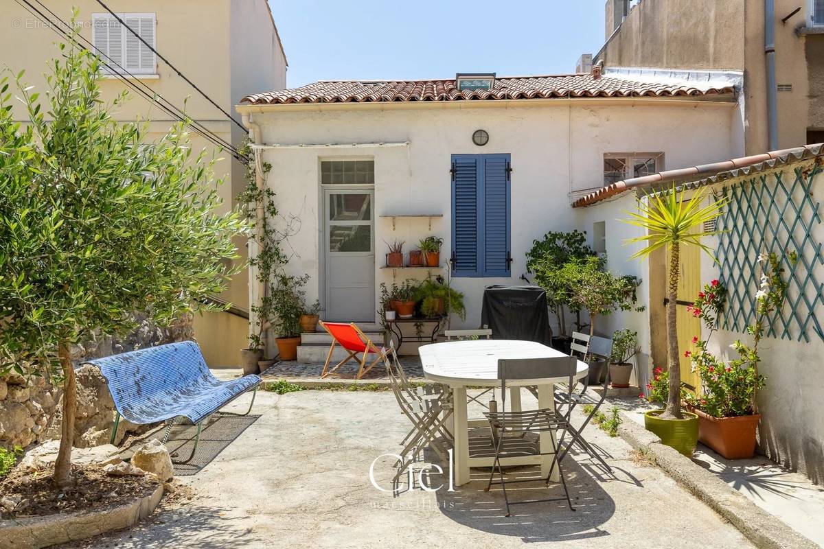 Maison à MARSEILLE-7E