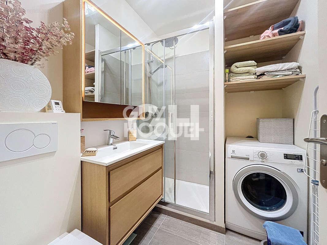 Appartement à PARIS-11E