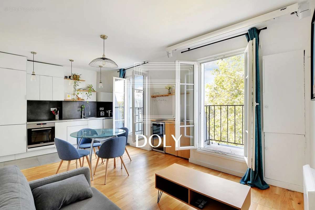 Appartement à PARIS-11E